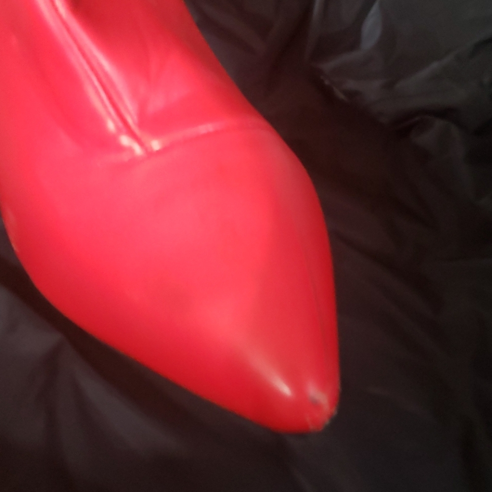 Red booties - Picture 4 of 4